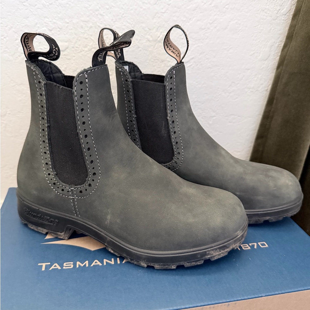 Blundstone Chelsea Work Boots - black